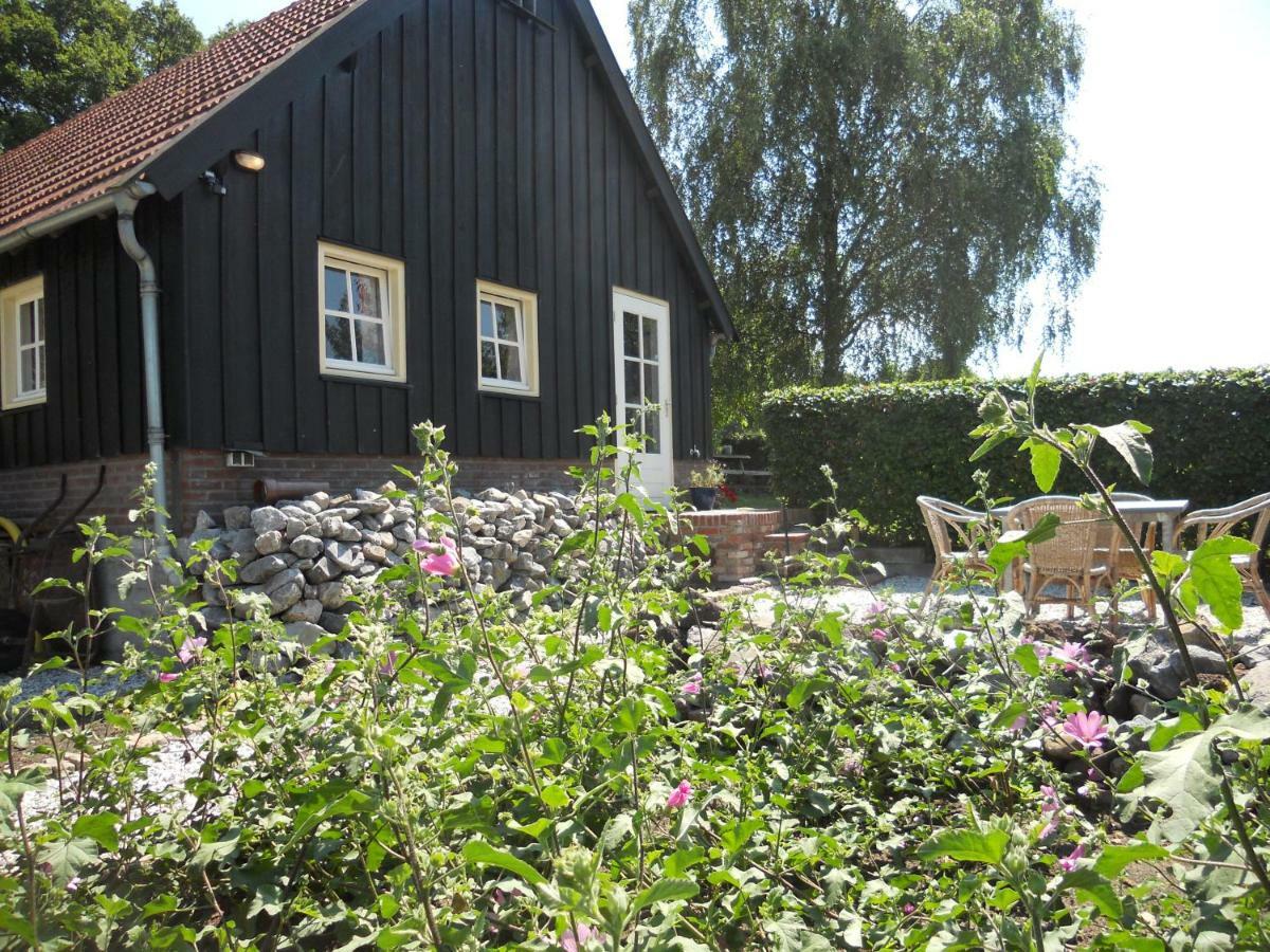 Ulekesnest Villa Helenaveen Exterior photo